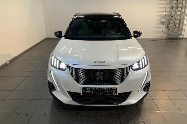 Hvid Peugeot e-2008 fra 2020