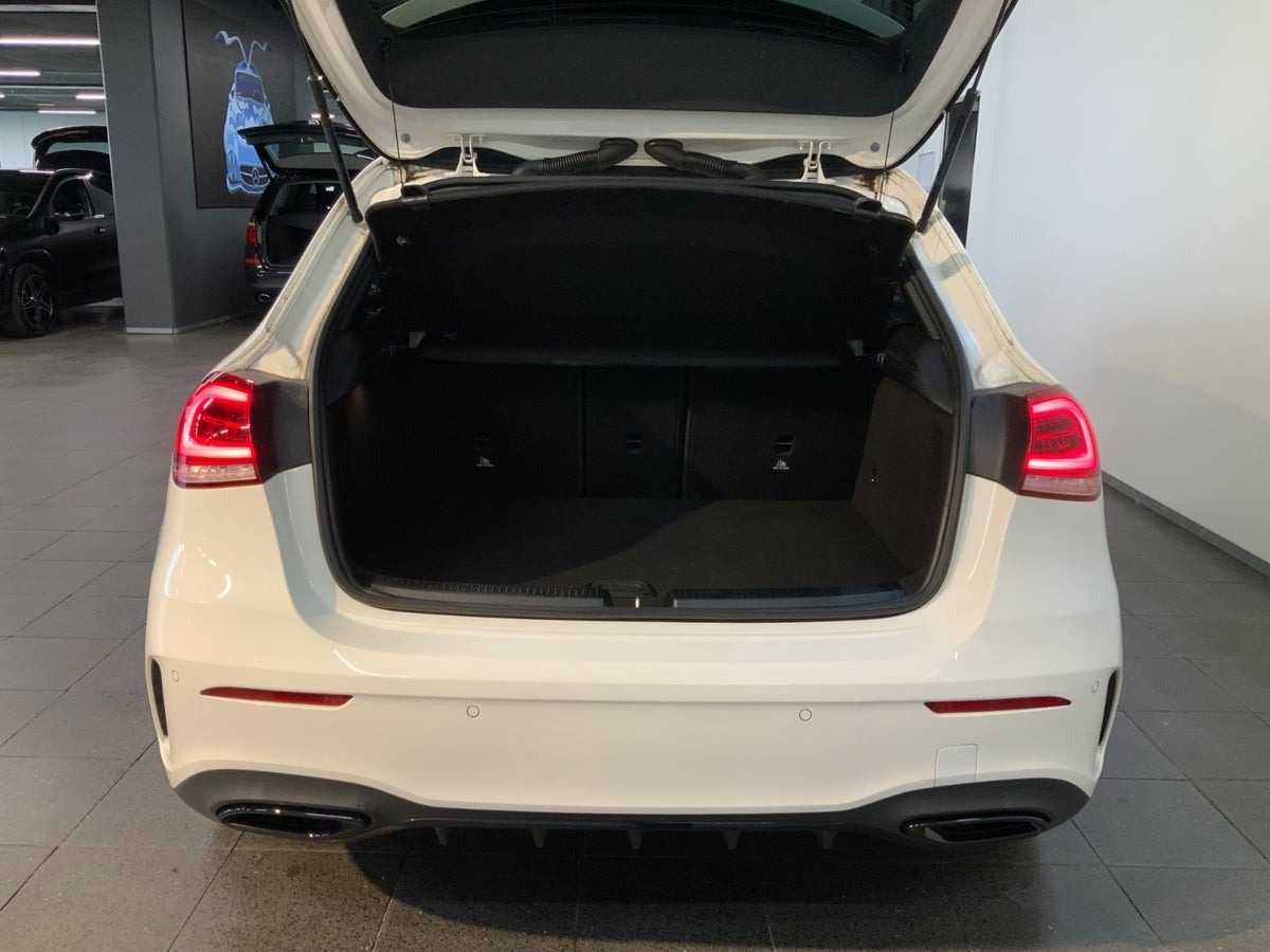 Hvid Mercedes A250 e fra 2020