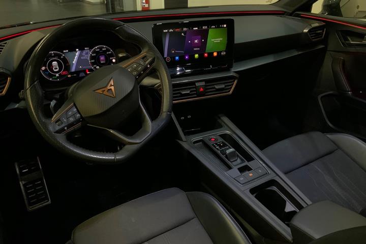 Sort Seat Leon fra 2021