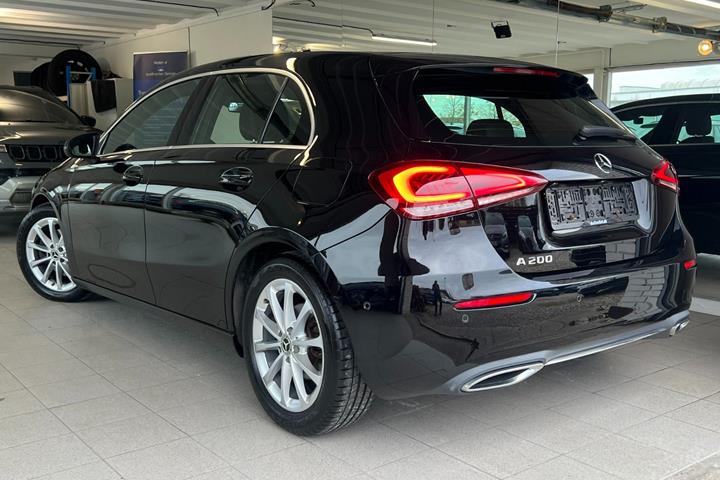 Sort Mercedes A200 fra 2018