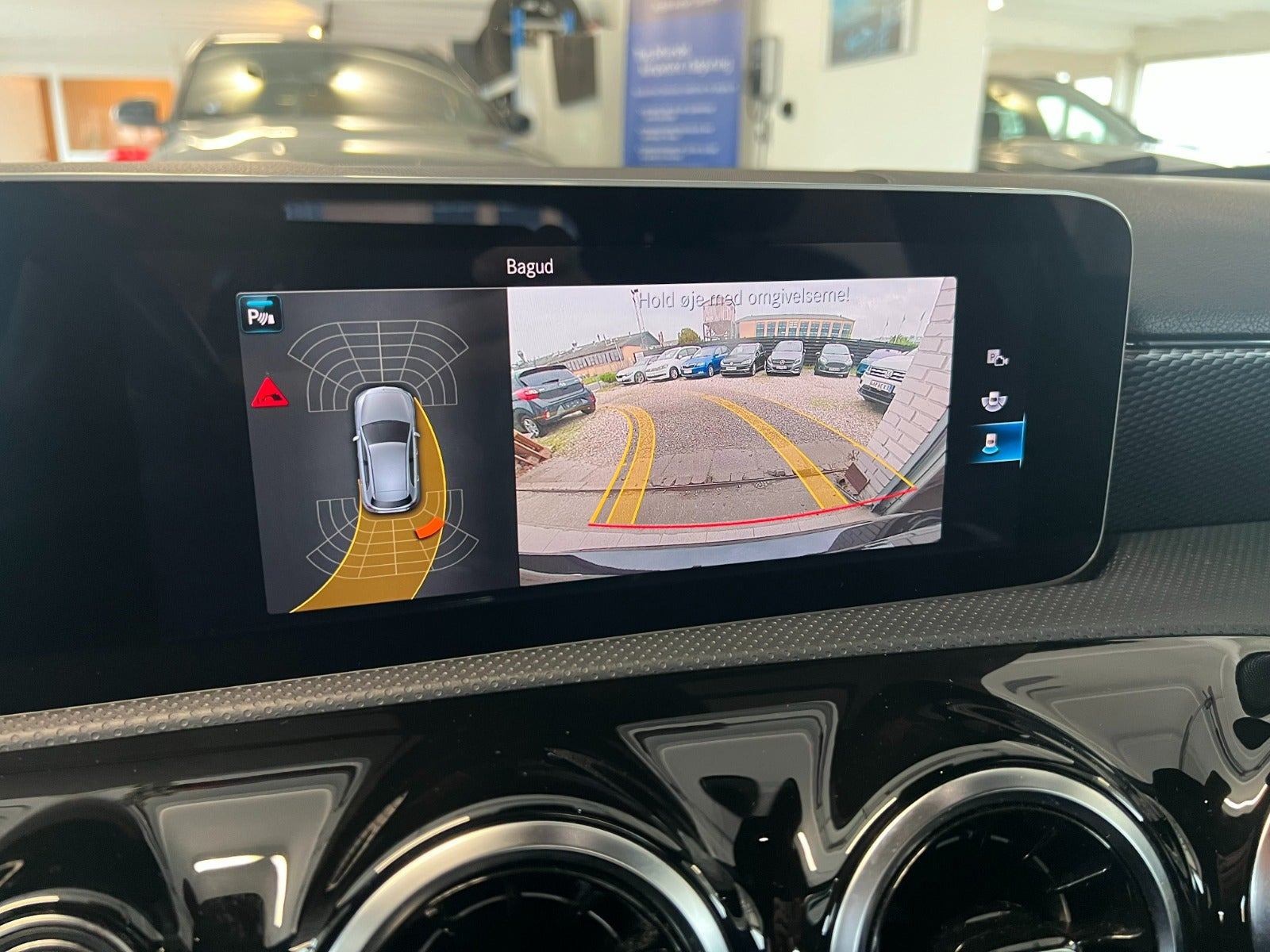 Sort Mercedes A200 fra 2018