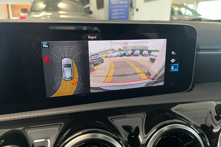 Sort Mercedes A200 fra 2018