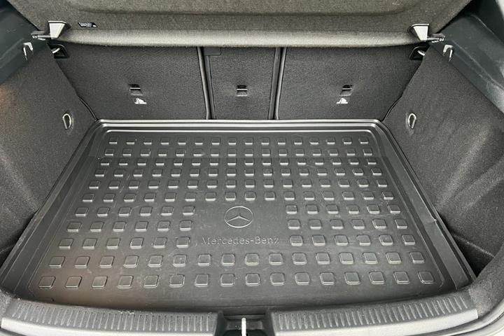 Sort Mercedes A200 fra 2018