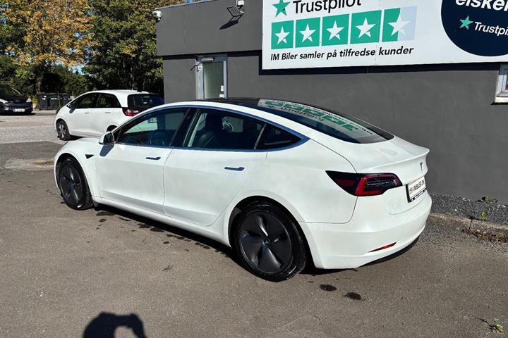 undefined Tesla Model 3 fra 2020