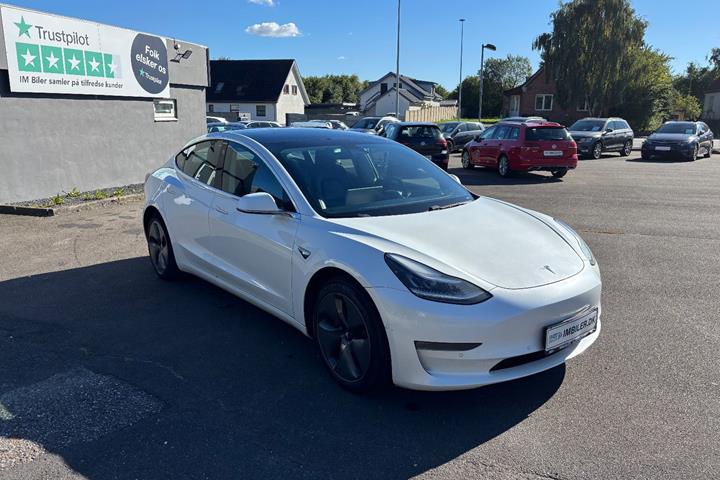 undefined Tesla Model 3 fra 2020