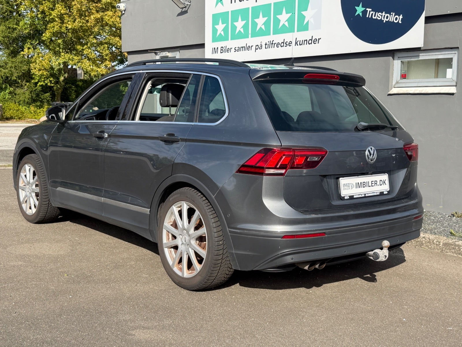Grøn VW Tiguan fra 2017