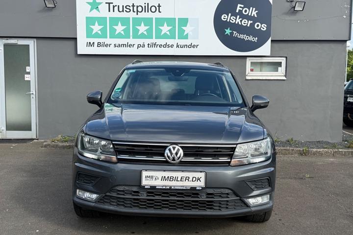Grøn VW Tiguan fra 2017