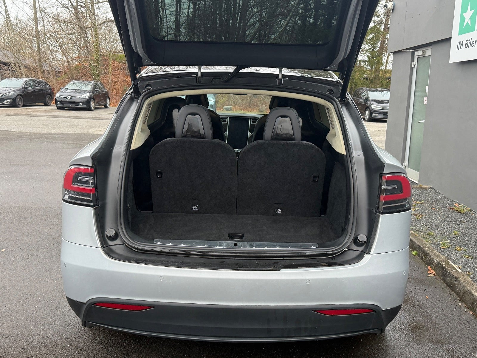 undefined Tesla Model X fra 2016