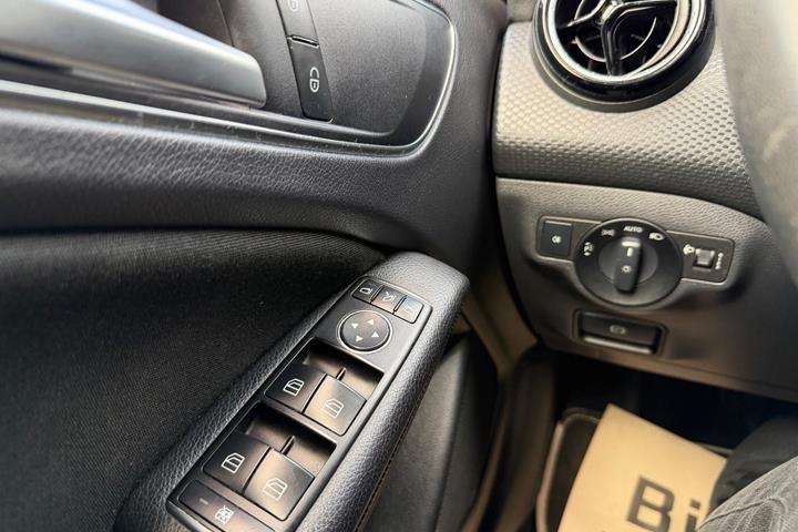 undefined Mercedes A180 fra 2013