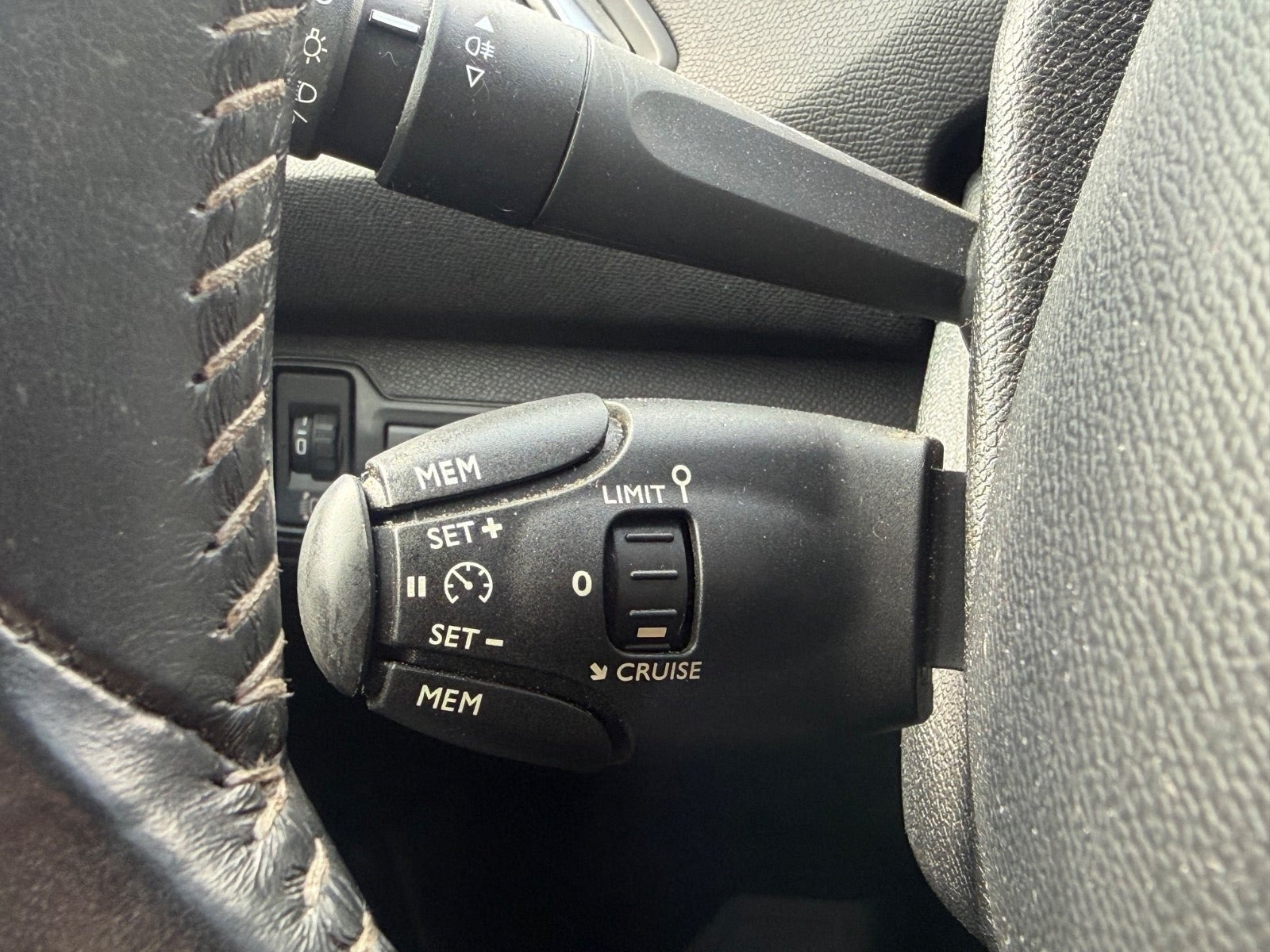 undefined Peugeot 308 fra 2015