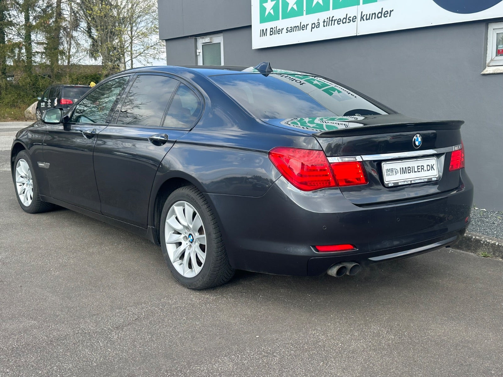 Sort BMW 730d fra 2010