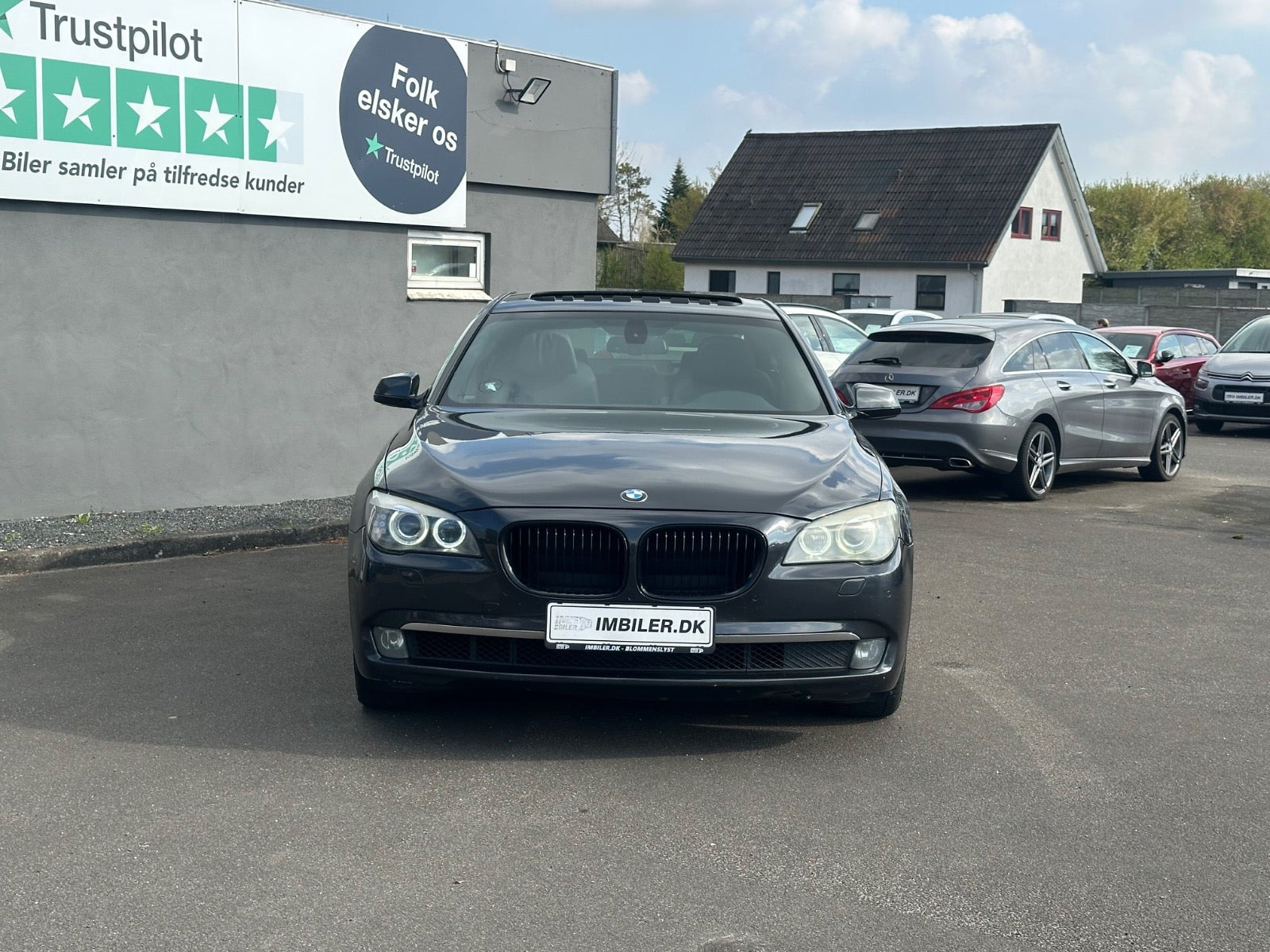 Sort BMW 730d fra 2010