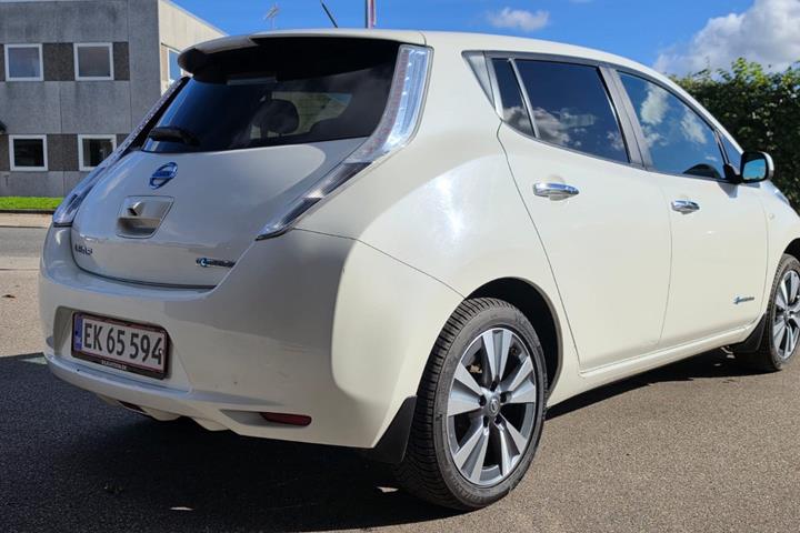 undefined Nissan Leaf fra 2012