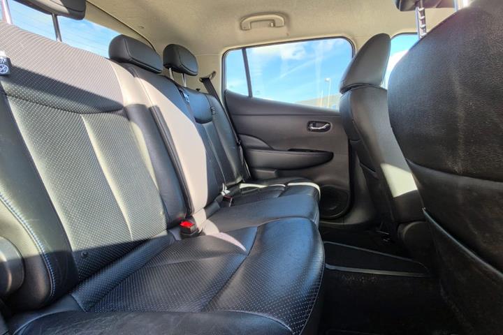 undefined Nissan Leaf fra 2012