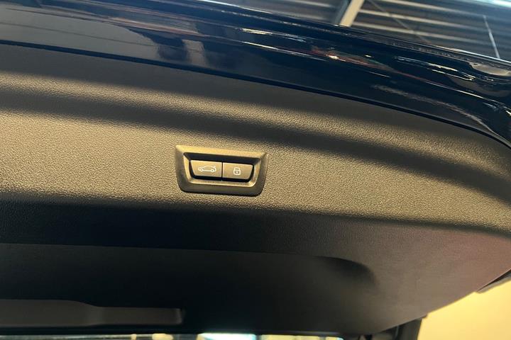 Sort BMW iX1 fra 2023