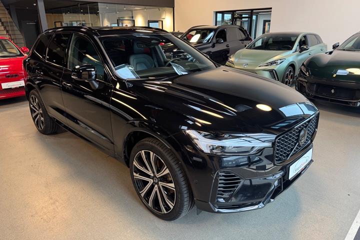 Sort Volvo XC60 fra 2022