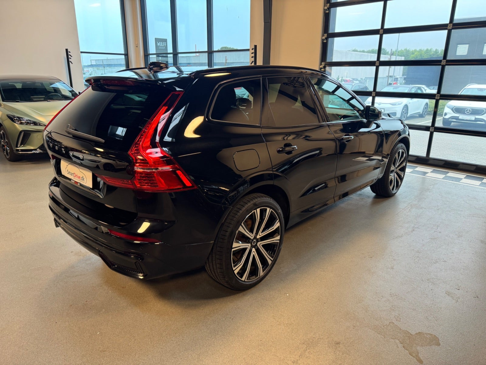 Sort Volvo XC60 fra 2022