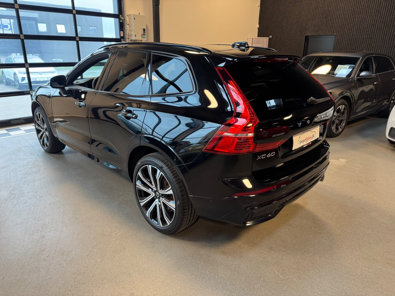 Sort Volvo XC60 fra 2022