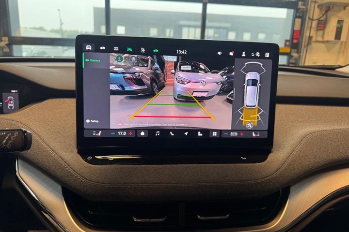 Grå Skoda Enyaq fra 2025