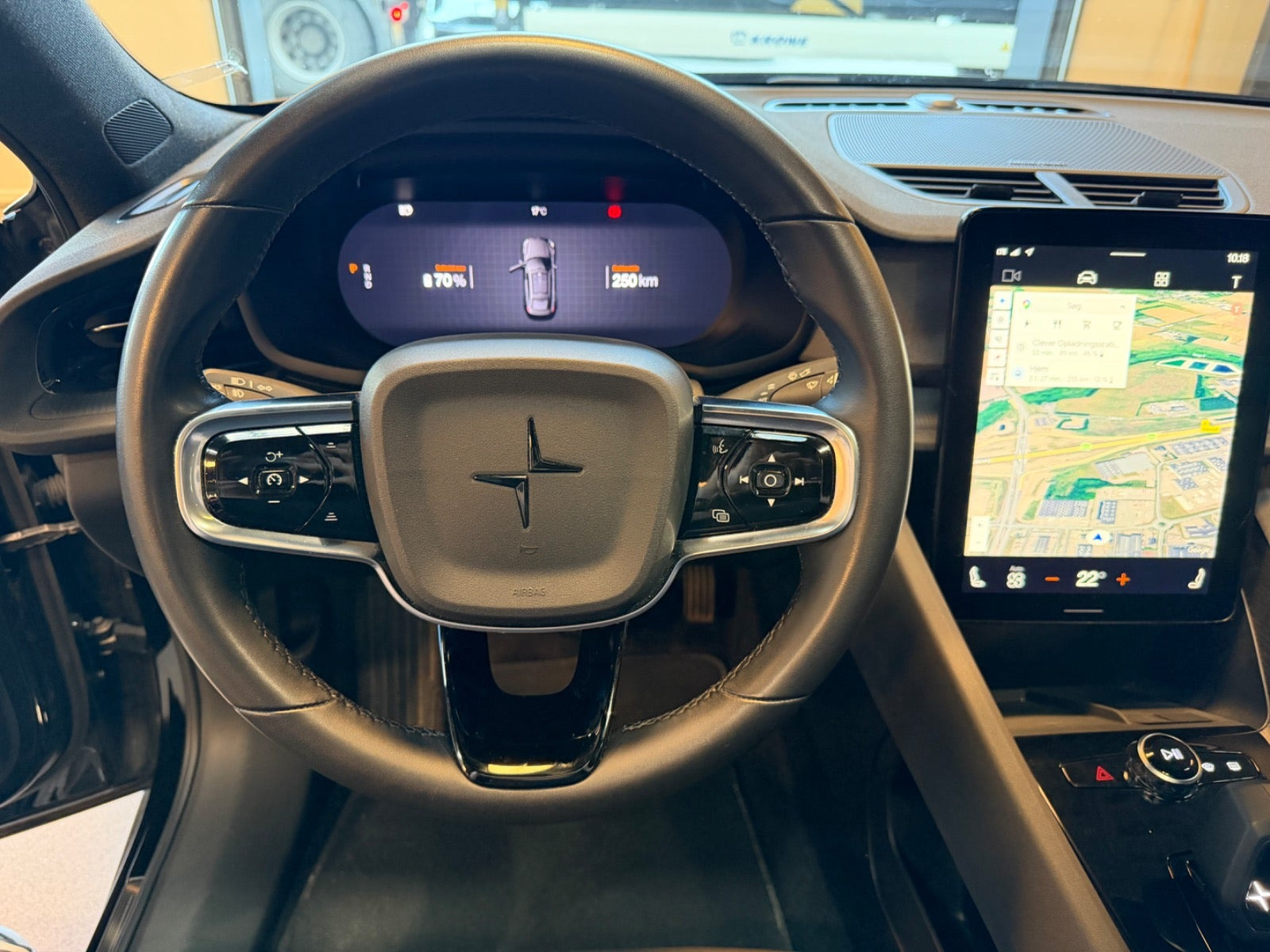 Sort Polestar 2 fra 2023