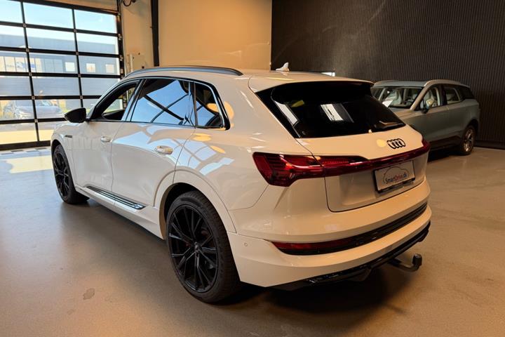 undefined Audi e-tron fra 2021