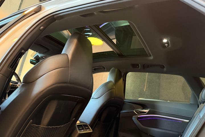 undefined Audi e-tron fra 2021