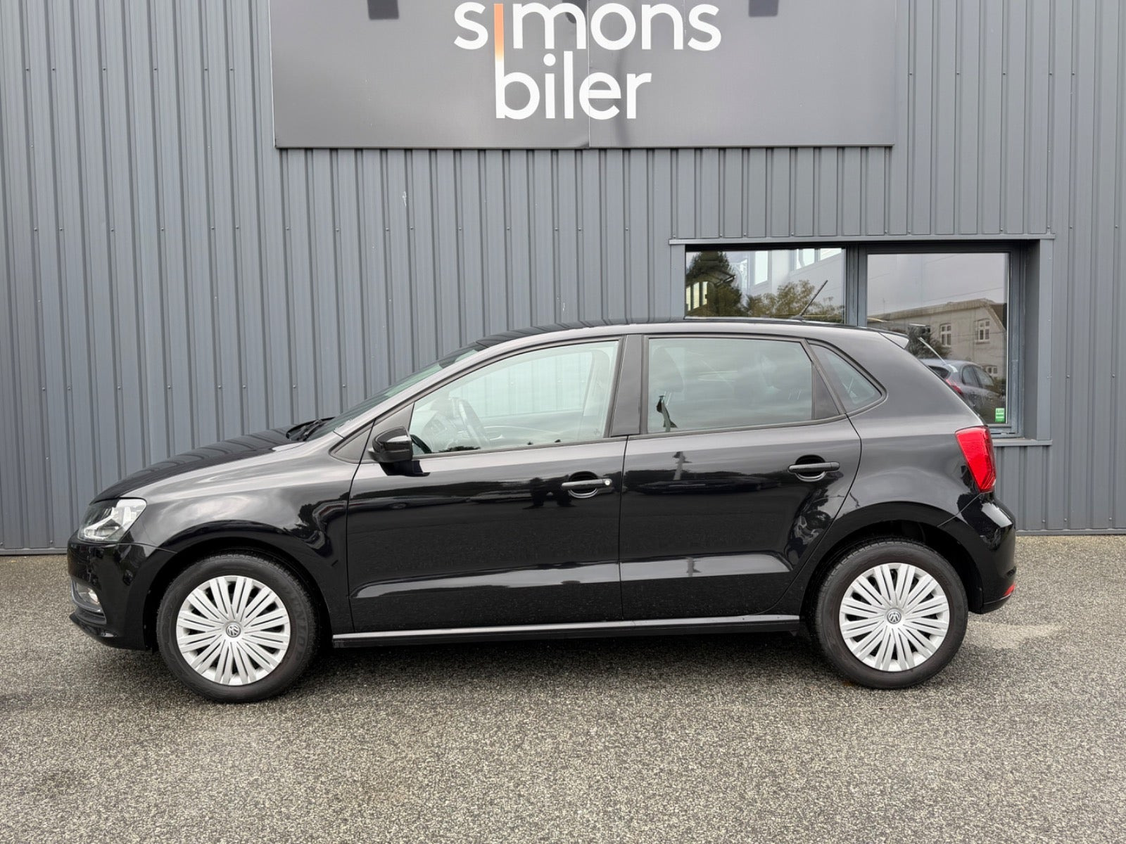 Sort VW Polo fra 2017