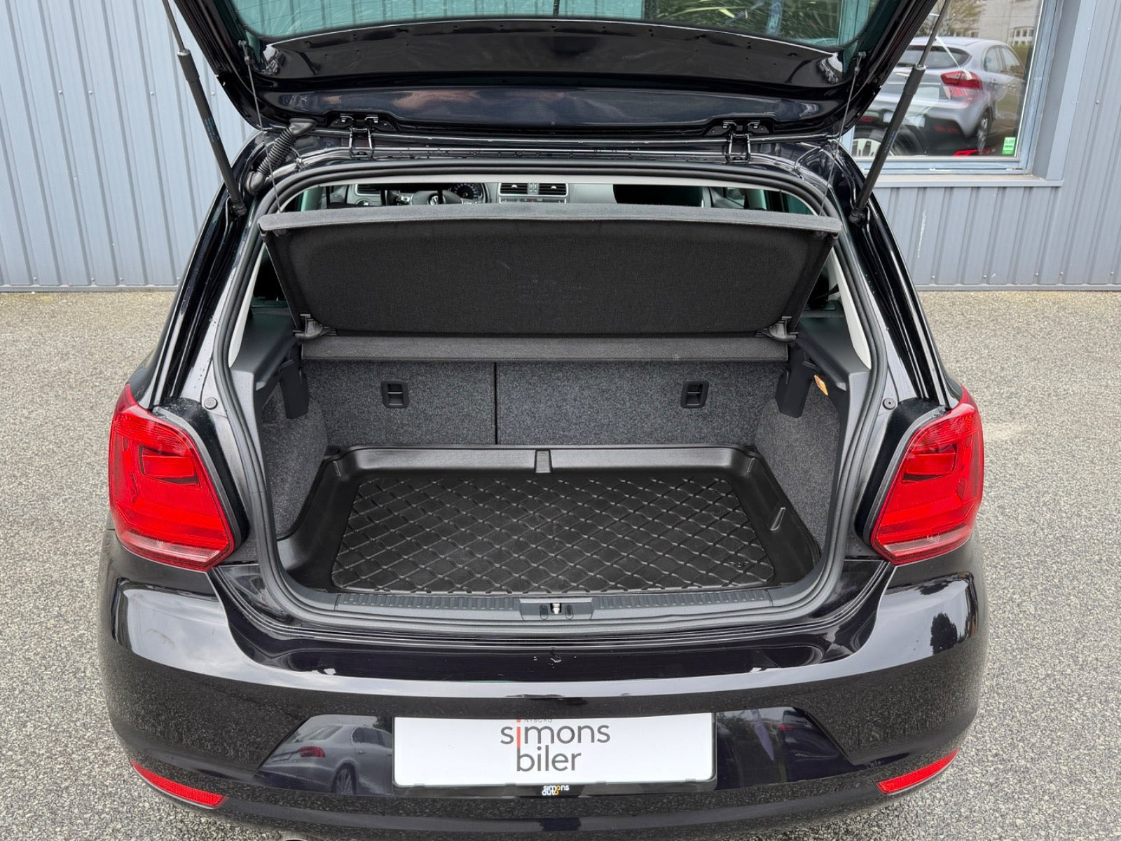 Sort VW Polo fra 2017