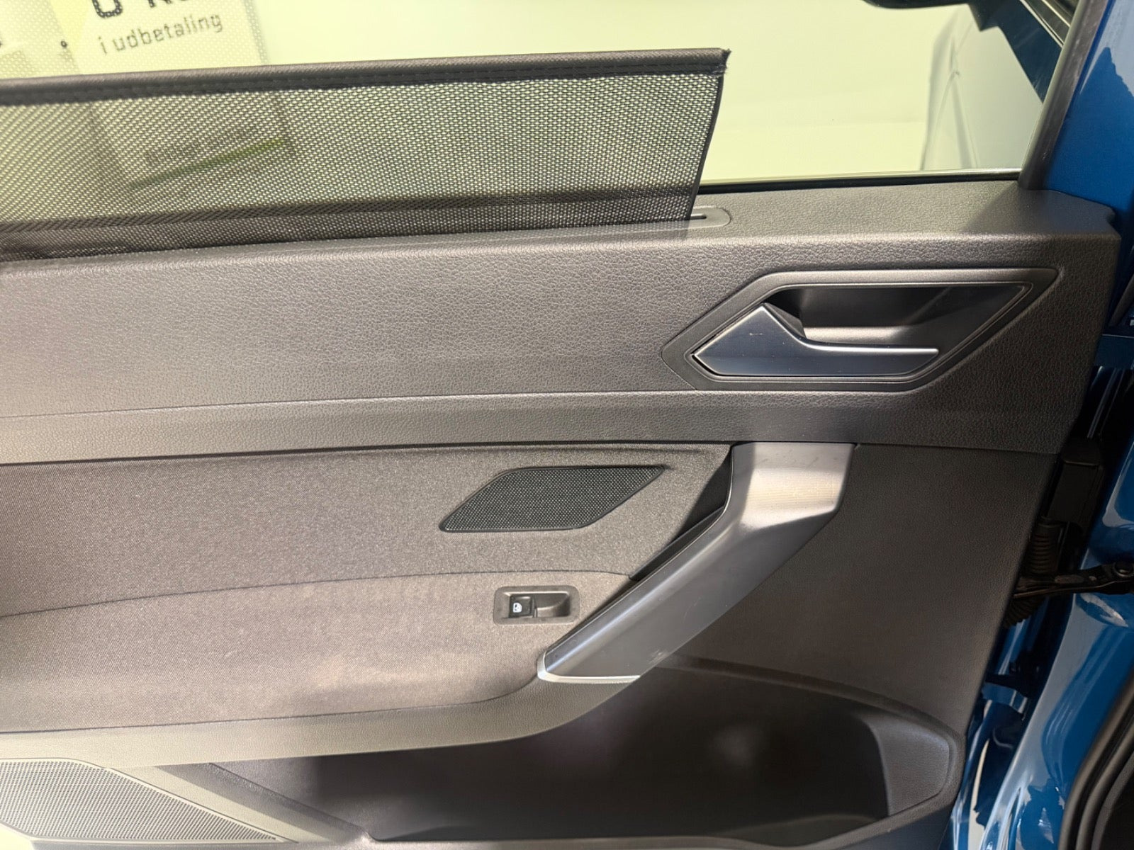 Blå VW Touran fra 2021