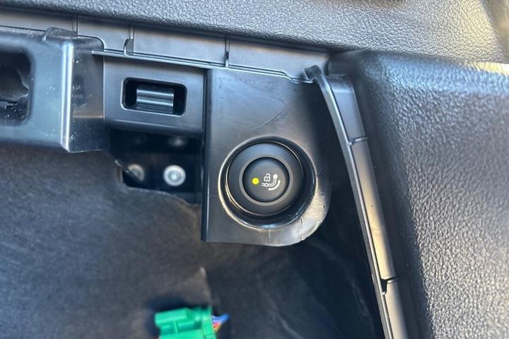 Grå BMW iX3 fra 2023