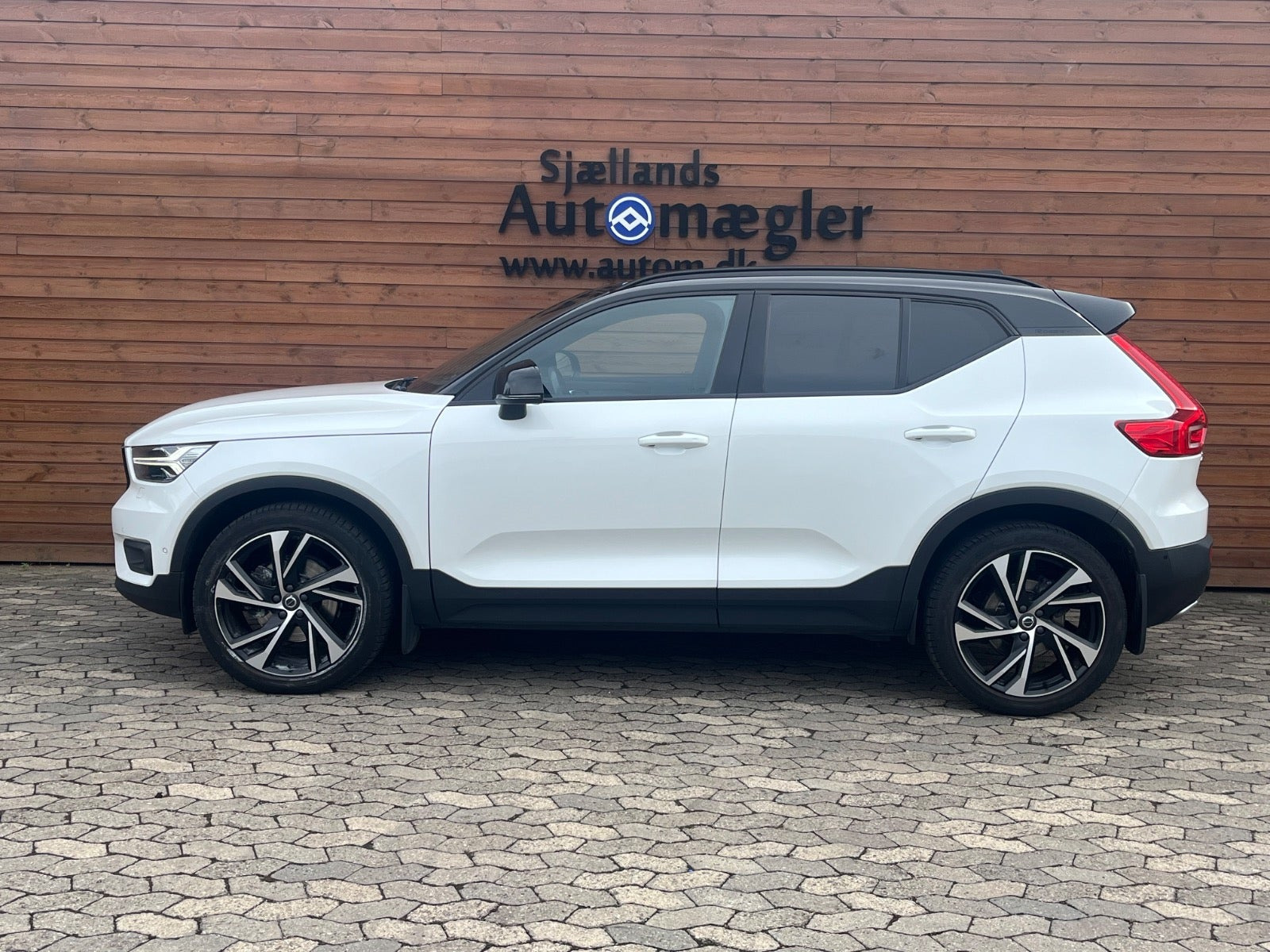 Hvid Volvo XC40 fra 2019