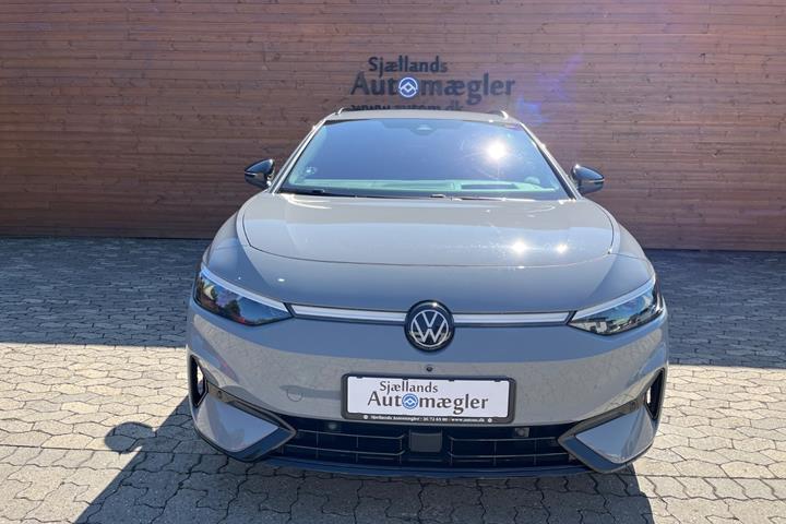 Grå VW ID.7 fra 2025