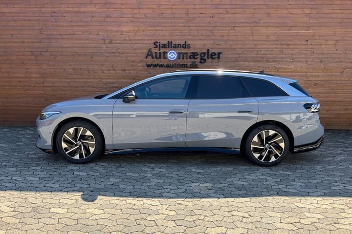 Grå VW ID.7 fra 2025