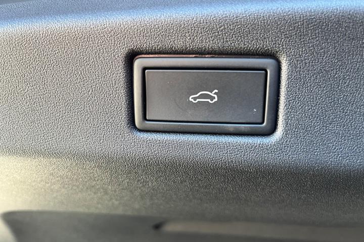 Grå VW ID.7 fra 2025