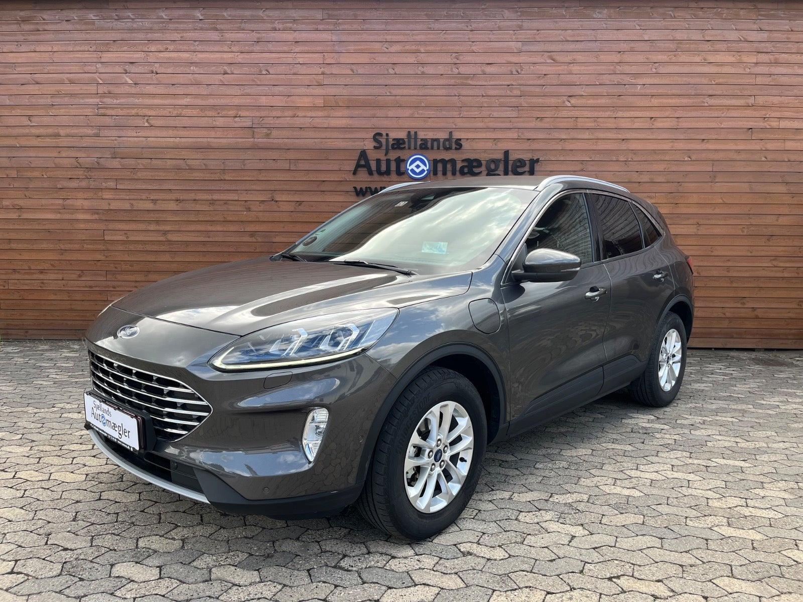 Ford Kuga 2,5 PHEV Titanium CVT
