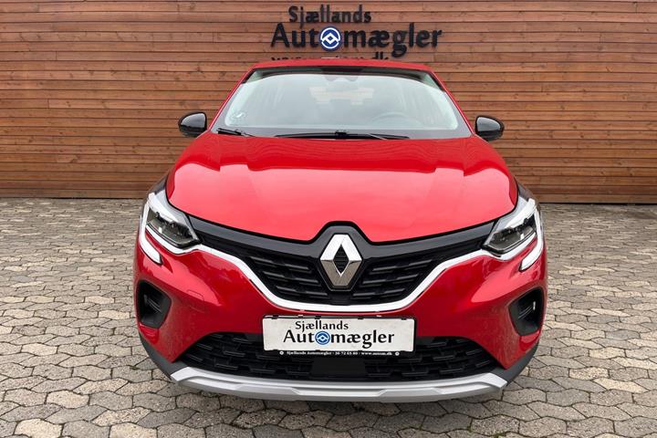 Rød Renault Captur fra 2022