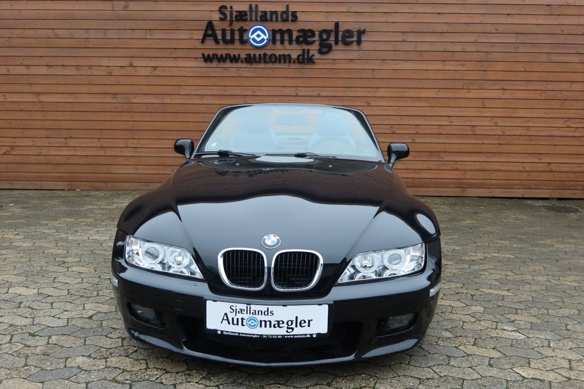 Sort BMW Z3 fra 2000