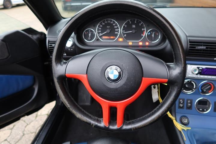 Sort BMW Z3 fra 2000