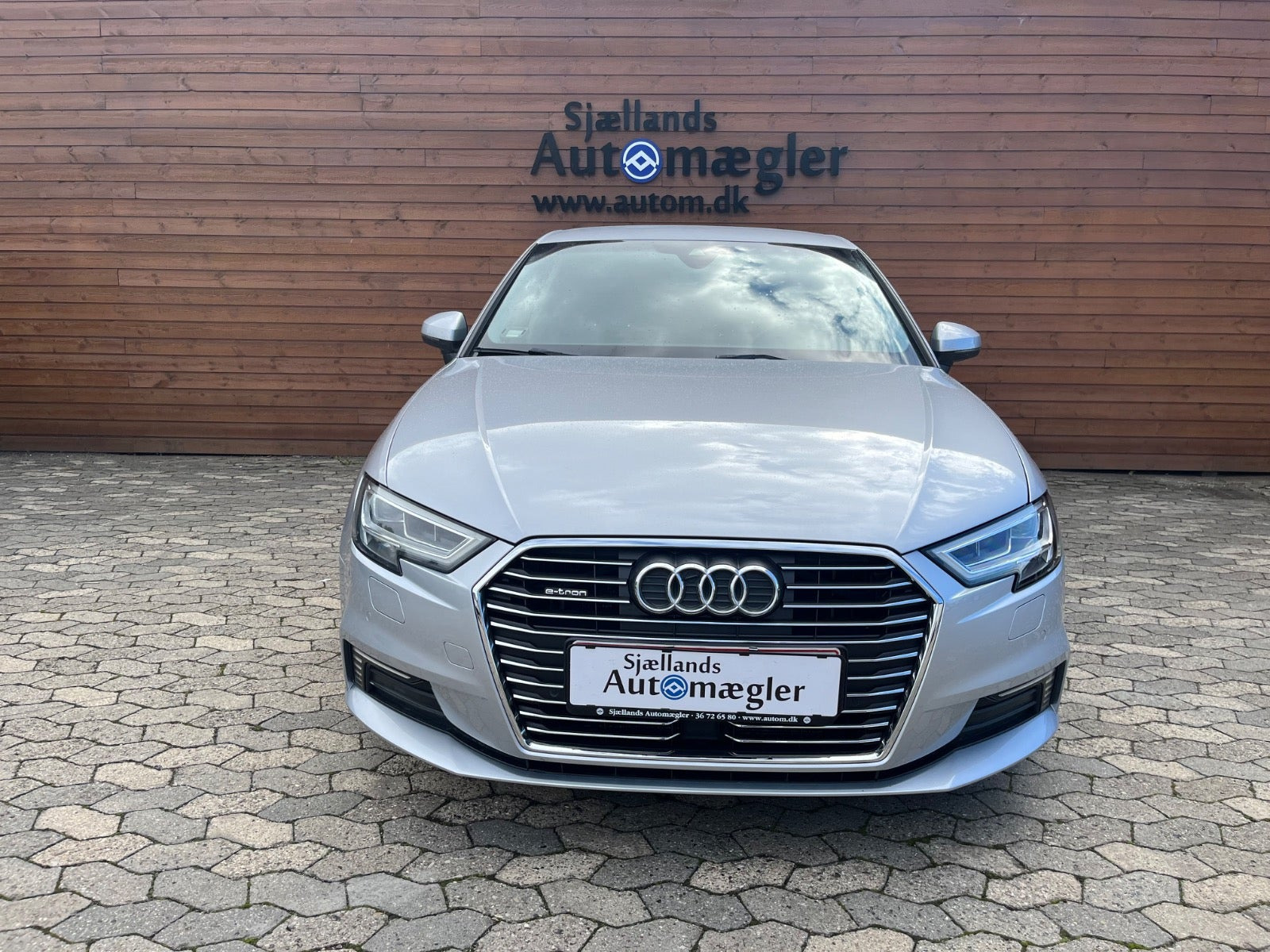Sølv Audi A3 fra 2017