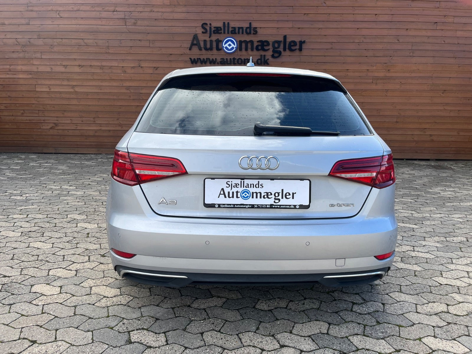 Sølv Audi A3 fra 2017