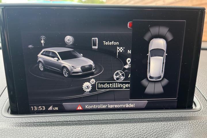 Sølv Audi A3 fra 2017