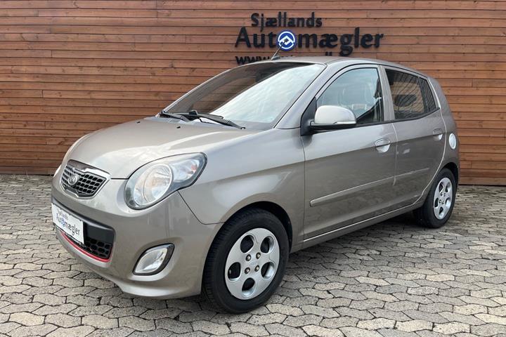 Grå Kia Picanto fra 2011