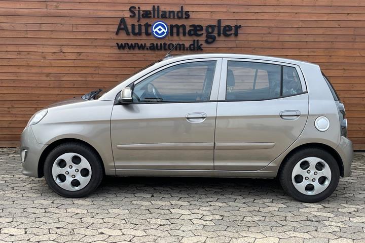 Grå Kia Picanto fra 2011