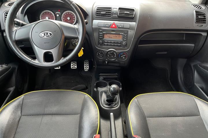 Grå Kia Picanto fra 2011