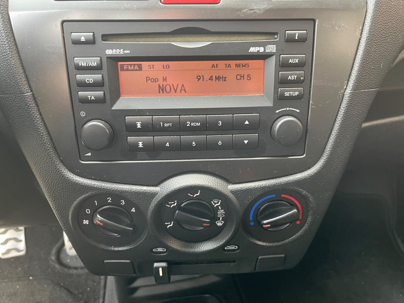 Grå Kia Picanto fra 2011