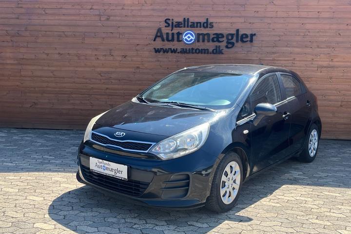 Sort Kia Rio fra 2015