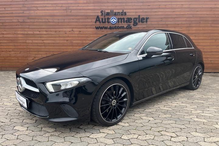 Sort Mercedes A200 fra 2018