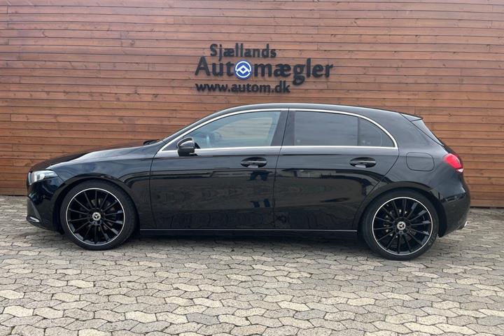 Sort Mercedes A200 fra 2018