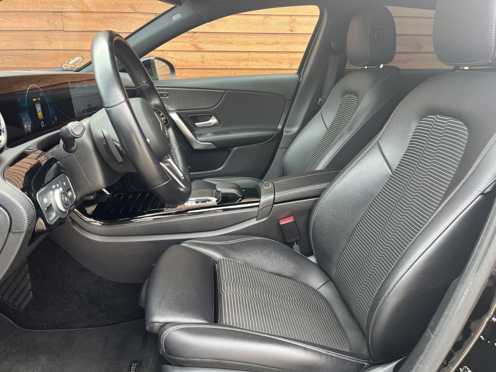 Sort Mercedes A200 fra 2018
