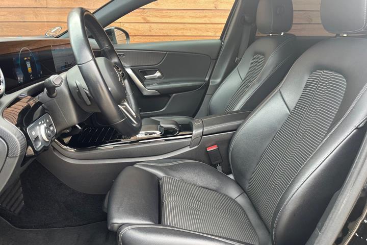 Sort Mercedes A200 fra 2018